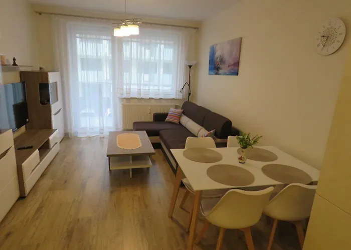 Apartment Blizej Morza U Jacka Z Garazem Kolobrzeg